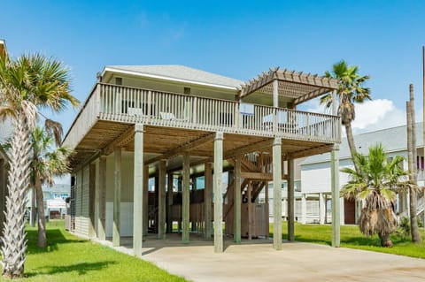 Buccaneer's Landing - Spacious, Sunny & Shipshape House in Alvin