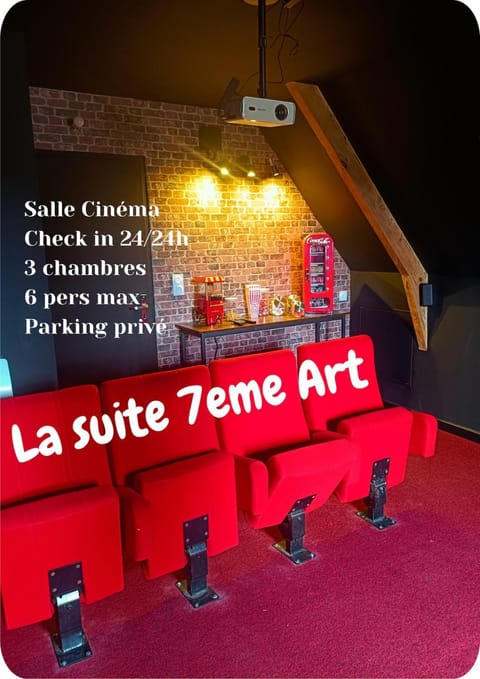 Communal lounge/ TV room, Property logo or sign, TV and multimedia, Food and drinks