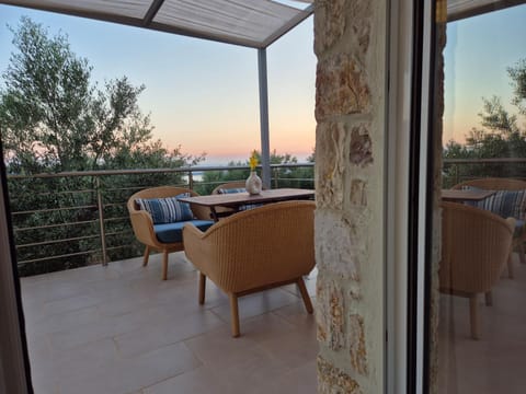 Natural landscape, View (from property/room), Balcony/Terrace, Sea view