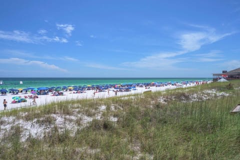 Sunshine & Whiskey - Condo Near Grand Boulevard House in Sandestin