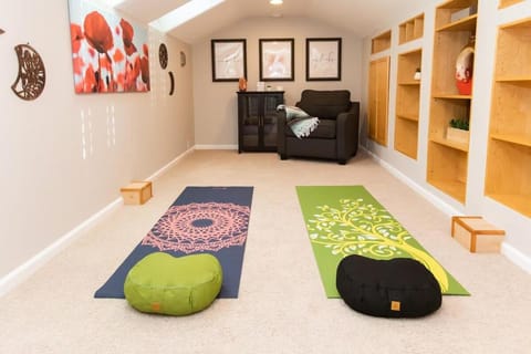 Feel At Home In MV - 'Good Vibes Only' Mentality House in Mission Viejo