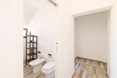 Toilet, Bathroom, bidet