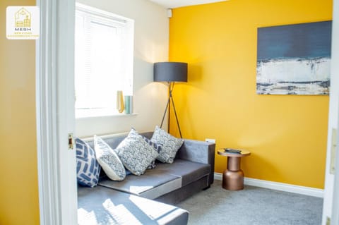 TV and multimedia, Living room, Seating area