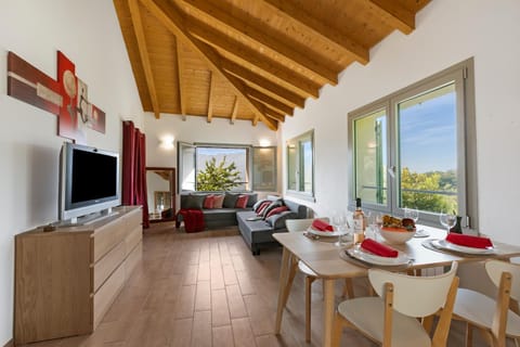 TV and multimedia, View (from property/room), Living room, Dining area