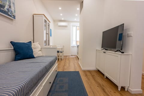 Le Vele Colorate Apartment in Trieste