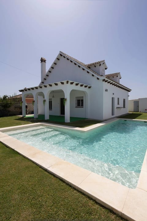 Property building, Pool view, Swimming pool