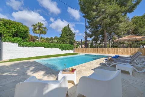 Garden, Solarium, Other, Area and facilities, Swimming pool