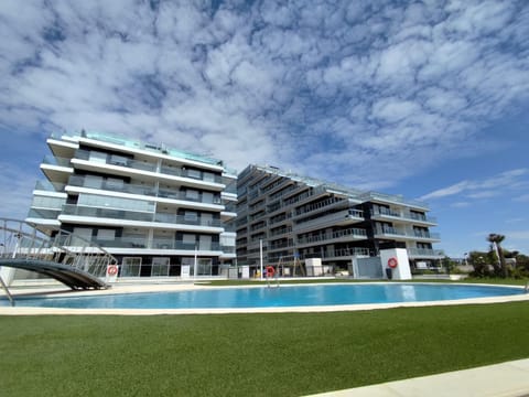 Property building, Swimming pool