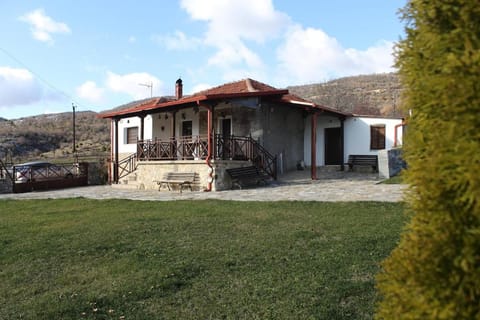 Property building, Natural landscape, Mountain view