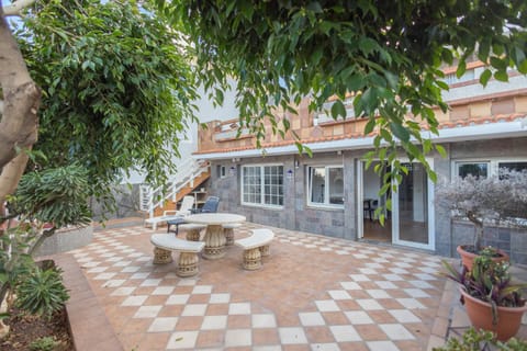 Patio, Balcony/Terrace