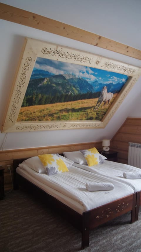 Bed, Photo of the whole room