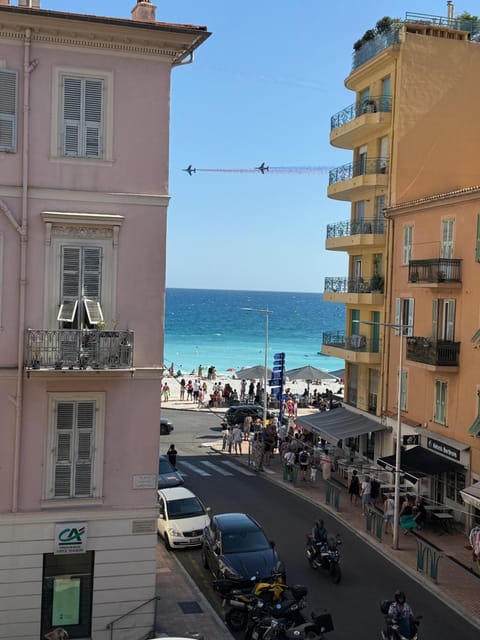 Neighbourhood, Beach, City view, Sea view, Street view