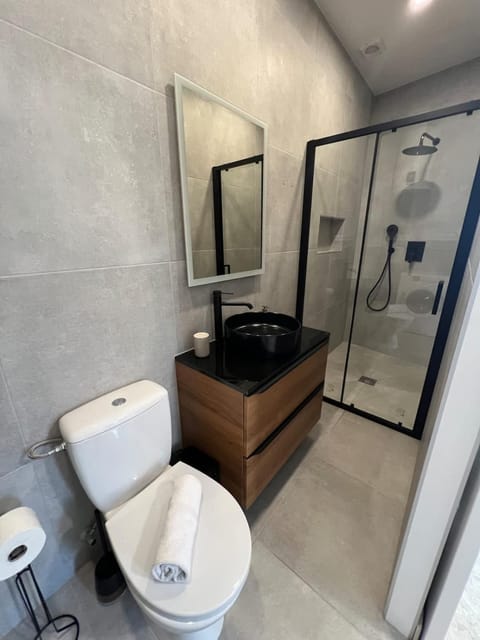 Shower, Toilet, Bathroom