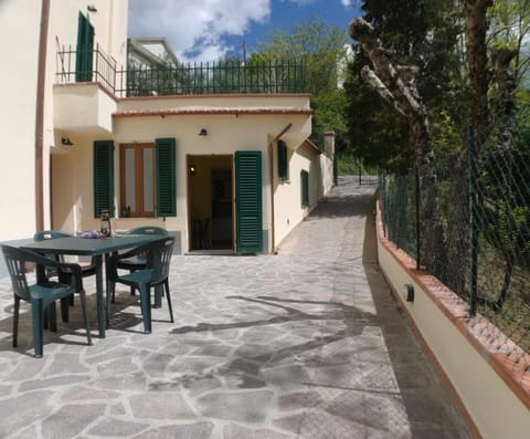 Casa Vallombrosana 114 wifi pet friendy House in Emilia-Romagna