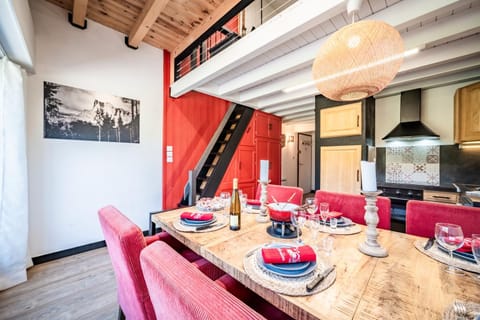 Vue magnifique, 100m télécabine Cabin in Morillon