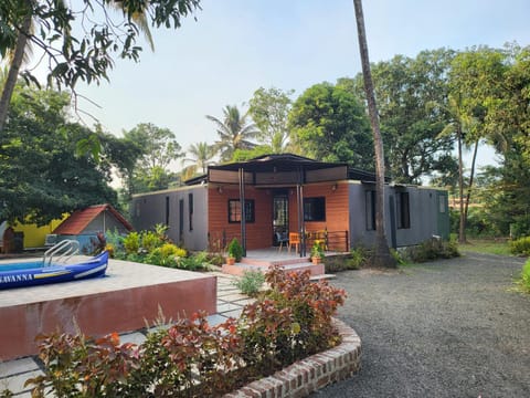 Property building, Patio