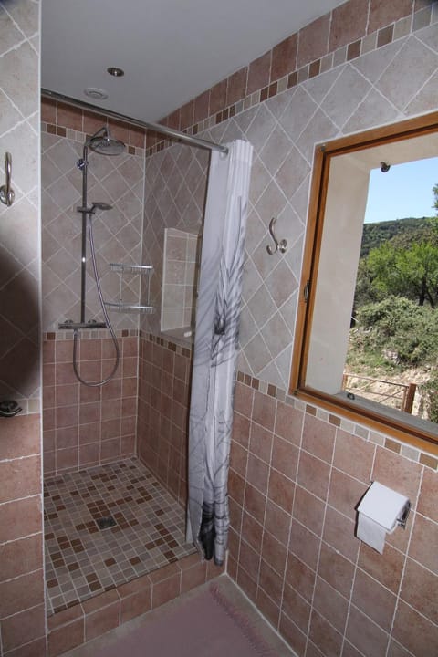 quiet villa, exceptional sea view Villa in Ventiseri