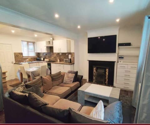 Communal lounge/ TV room, Living room