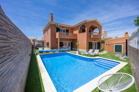 Property building, Pool view