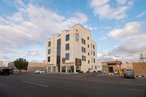 Property building, Day, Neighbourhood, Street view
