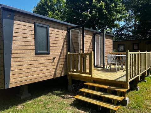 Property building, Patio