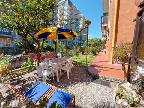 Luxury Place Appartamento cun giardin Apartment in Loano