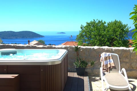 Hot Tub, Sea view, sunbed