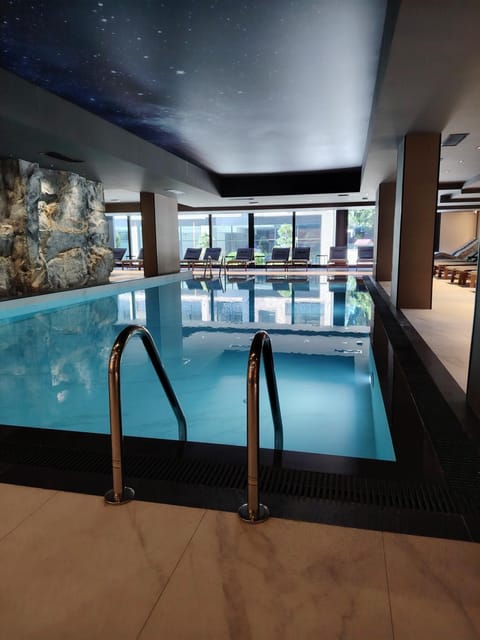 Pool view, Swimming pool, Swimming pool