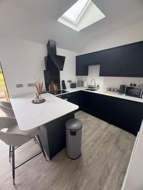 Portbridge Nest House in England