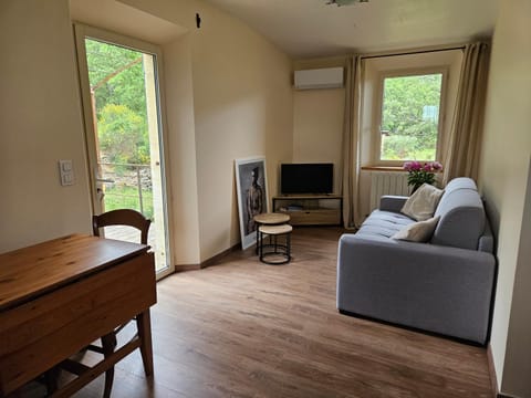 Vues imprenables, calme, nature, confort Apartment in Bonnieux