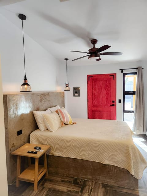 Bed, Bedroom, acessibility