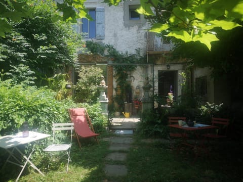 Facade/entrance, Garden