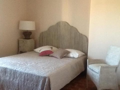 Le Bacio, Maison de charme à 300m des Calanques, 900 m du vieux port House in La Ciotat