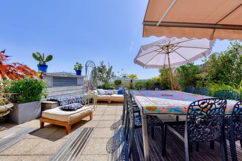 A Hidden Gem on the Rooftops of Neuilly Apartment in Paris