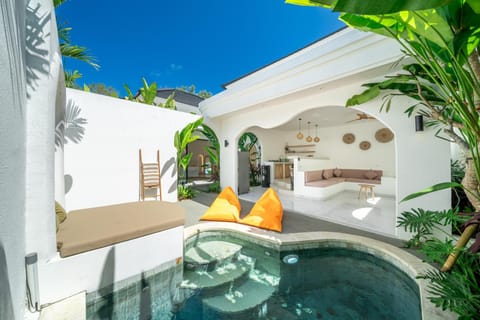 Property building, Day, Natural landscape, View (from property/room), Balcony/Terrace, Living room, Seating area, Pool view, Swimming pool