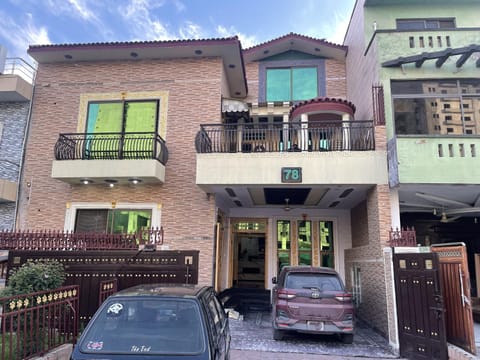 Property building, Parking