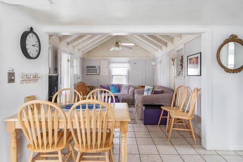Cozy Gem - Atlantic Ocean House in Dewey Beach