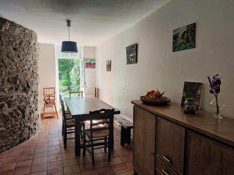 1010 Maison atypique en pierre à La Ville Berneuf Villa in Brittany