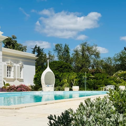 Garden, Swimming pool