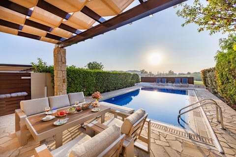 Patio, Swimming pool