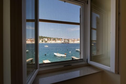 Day, Sea view