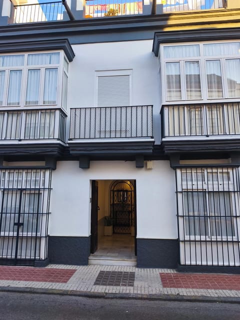 Property building, Facade/entrance