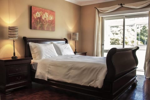 Sunset Beach Apartment Apartment in Vila Praia de Ancora