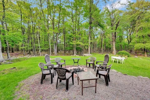 Lake harmony estates beach and lake access House in Hickory Run State Park