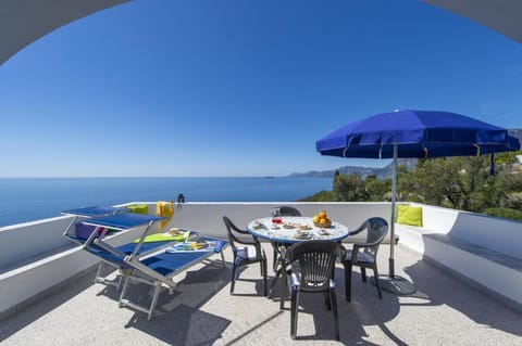 Natural landscape, Balcony/Terrace, Sea view, sunbed