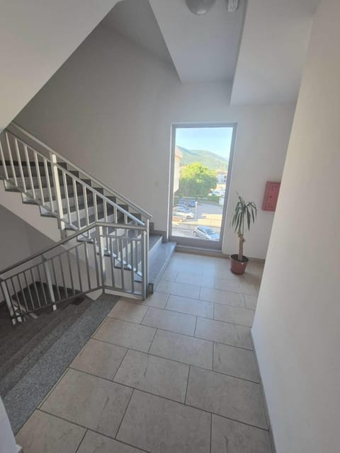 New apartment - private parking Apartment in Mostar