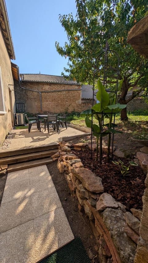 Garden, Garden