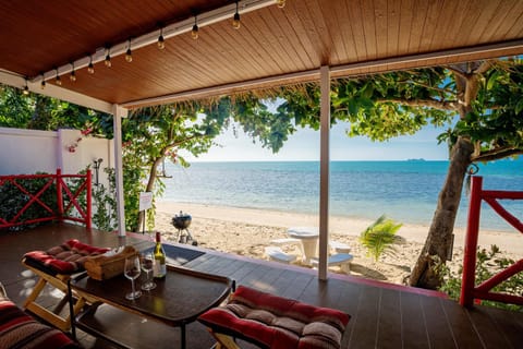 Patio, Day, Natural landscape, View (from property/room), Balcony/Terrace, Seating area, Beach, Sea view, sunbed