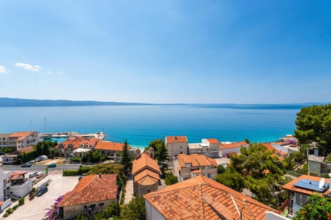 View (from property/room), Sea view, Parking