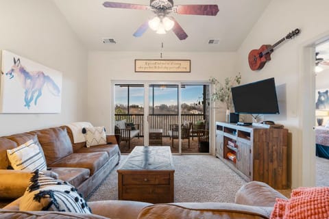 Whippoorwill Woods - 3 BDR with Tons of Amenities House in Table Rock Lake